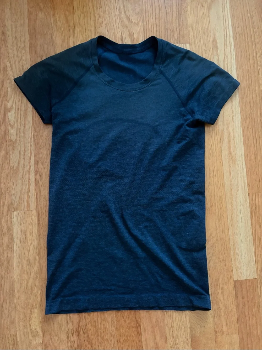 lululemon athletica Women's Short Sleeve Crew Tee - Dark Navy/Black